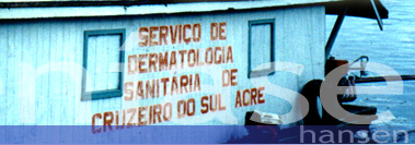 Barco do Servio de Dermatologia Sanitria de Cruzeiro do Sul, Acre, em atendimento aos doentes de hansenase na dcada de 1990